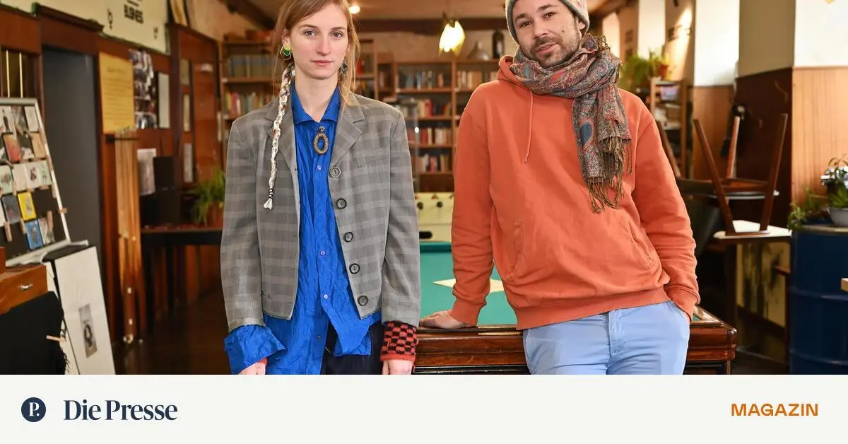 Alpine Dweller Mit Orchester in der Waschküche